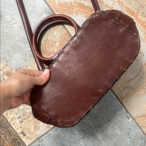 Elegant Brown leather Woven style boho Handbag - Picture 3 of 11